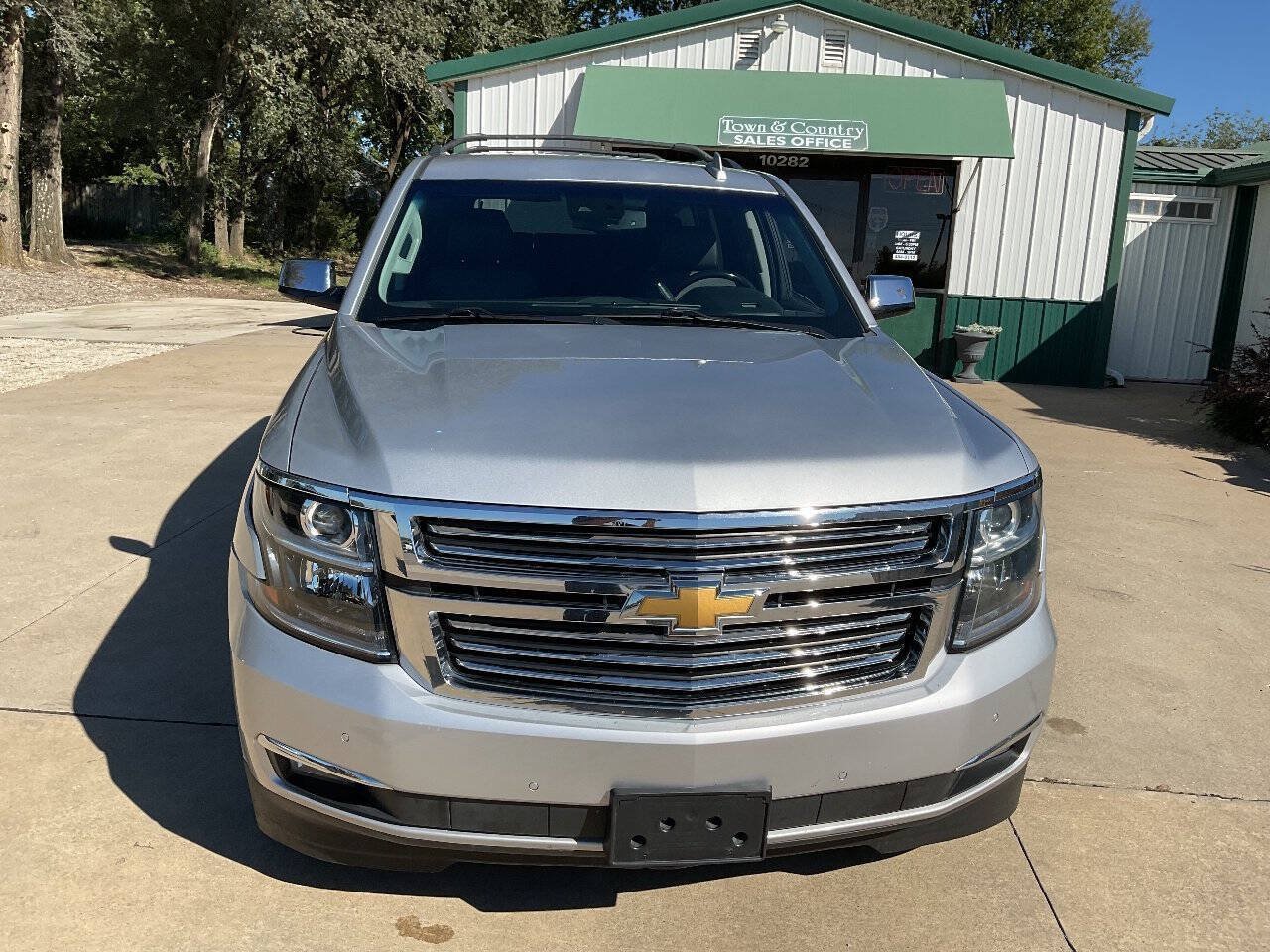 Used 2019 Chevrolet Tahoe Premier AWD/4WD image 4