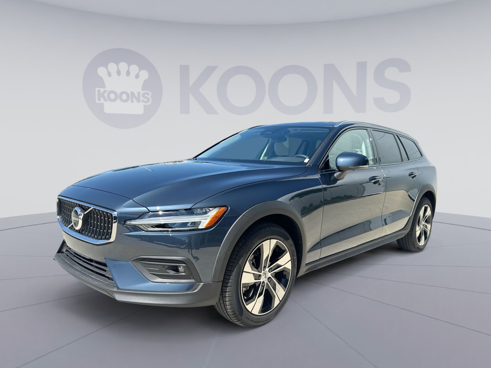 New 2026 Volvo V60 B5 Cross Country Plus w/ Climate Package AWD/4WD image 1