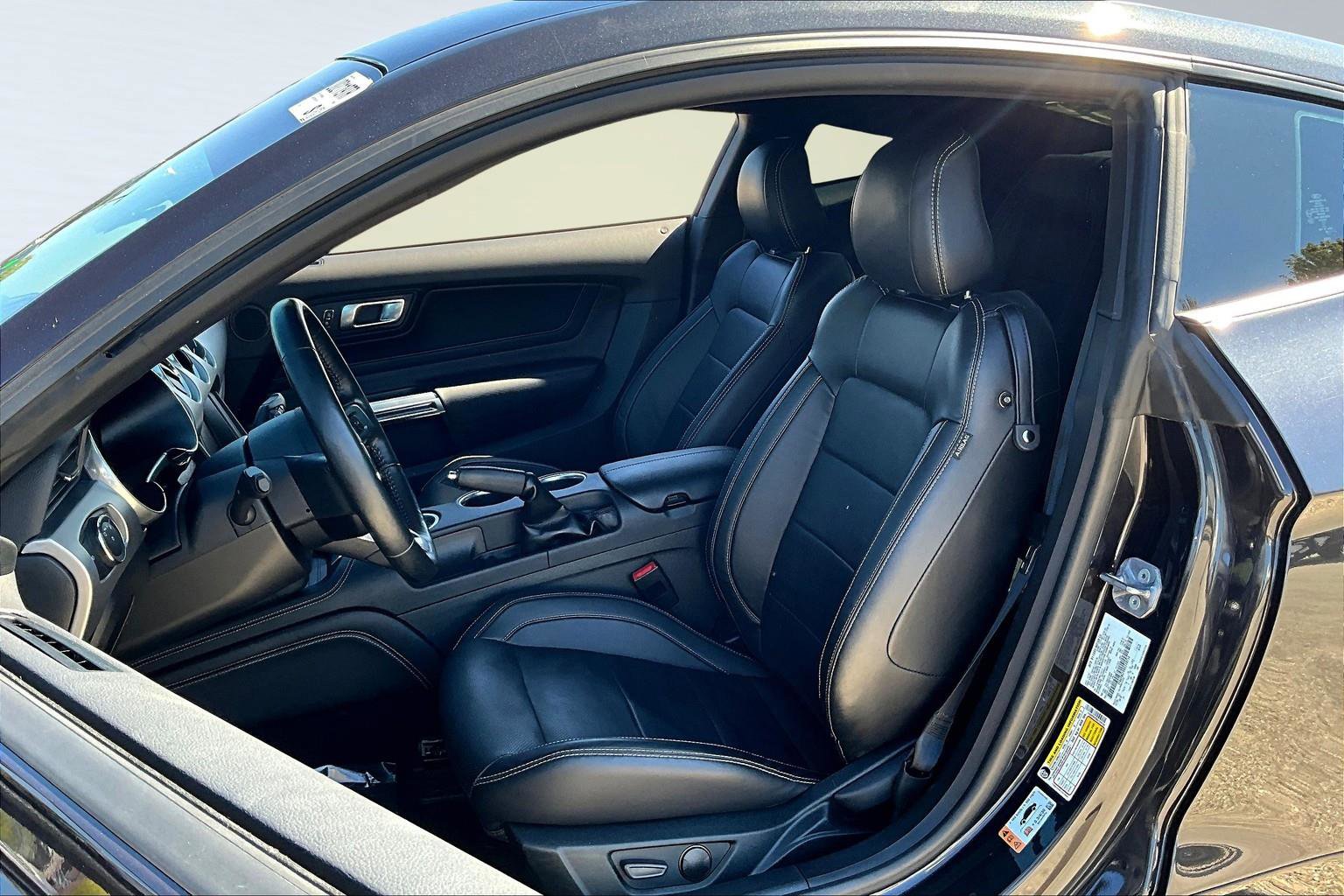 Used 2022 Ford Mustang GT Premium w/ Equipment Group 401A image 14