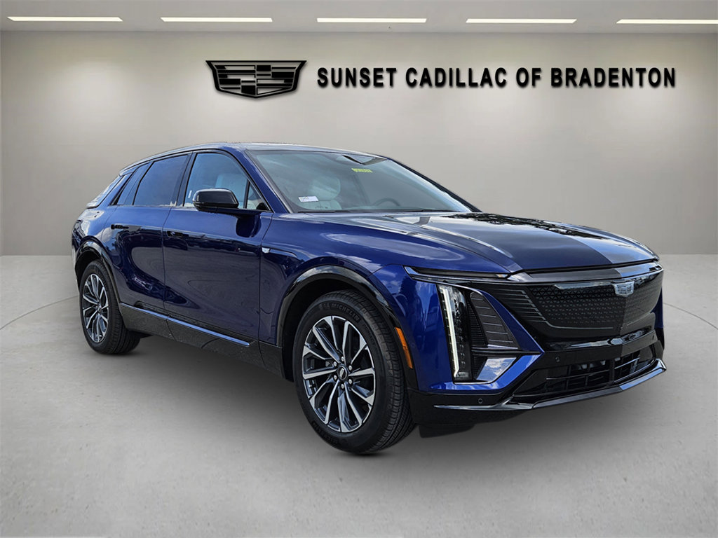 New 2025 Cadillac Lyriq Sport w/ LPO, Floor Liner Package RWD video 1