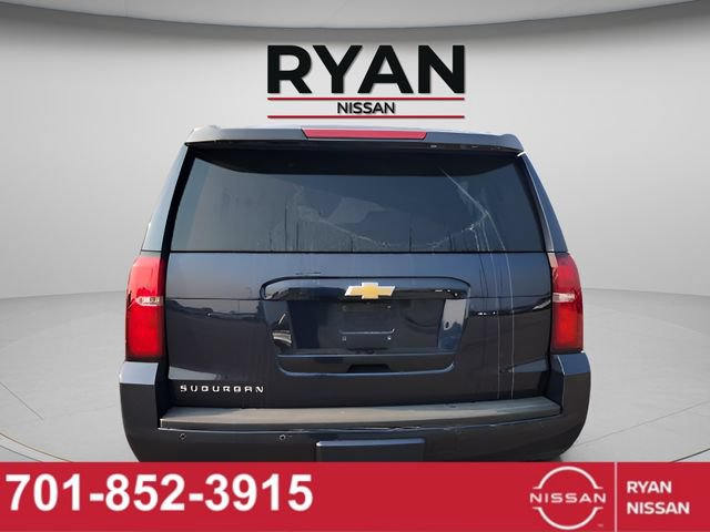 Used 2017 Chevrolet Suburban LT w/ LT Signature Package AWD/4WD image 4
