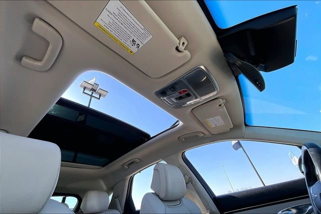 Used 2022 Genesis GV70 2.5T w/ Advanced Package image 22