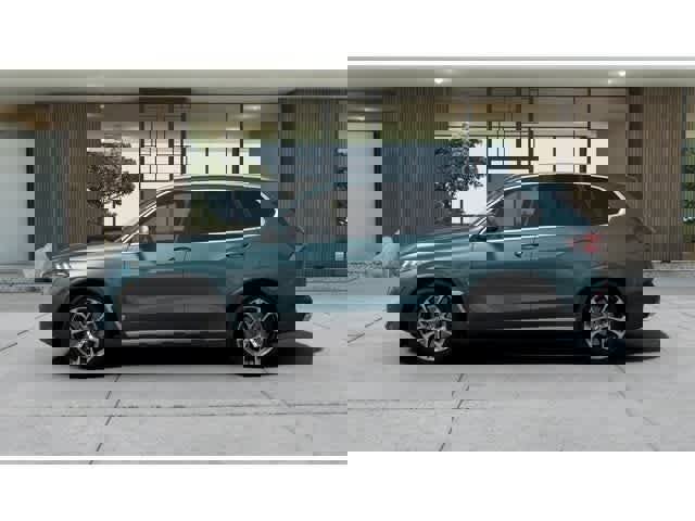 New 2025 BMW X5 xDrive40i w/ Climate Comfort Package image 4