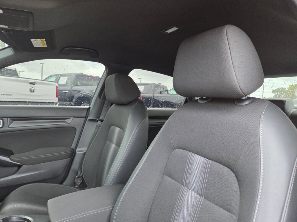 Used 2025 Honda Civic Sport image 21