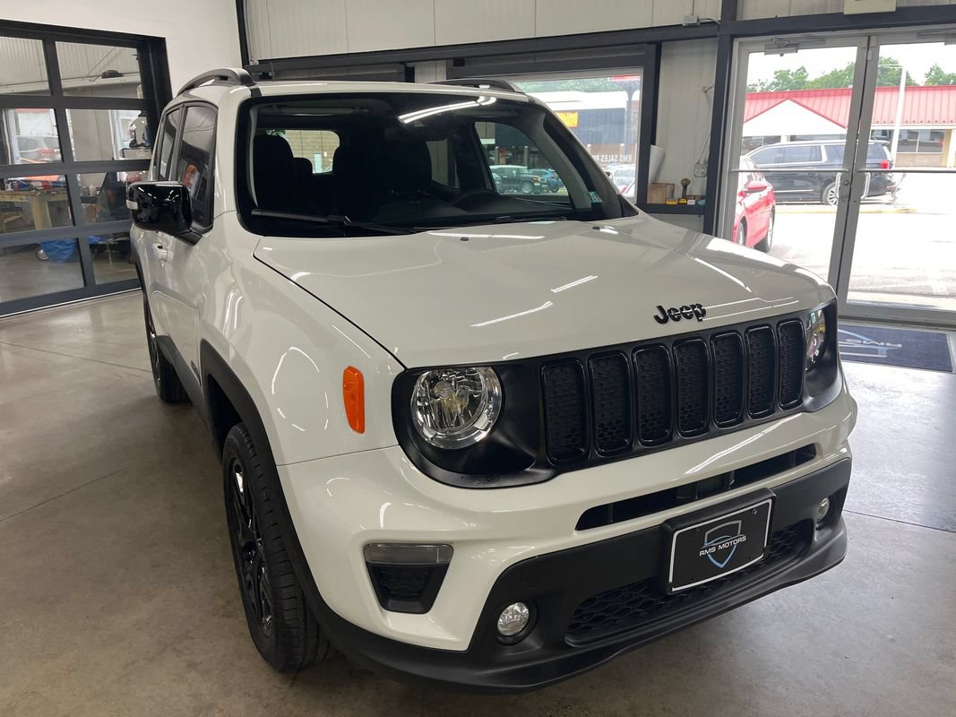 Used 2023 Jeep Renegade Altitude w/ Sun/Sound Group AWD/4WD image 20