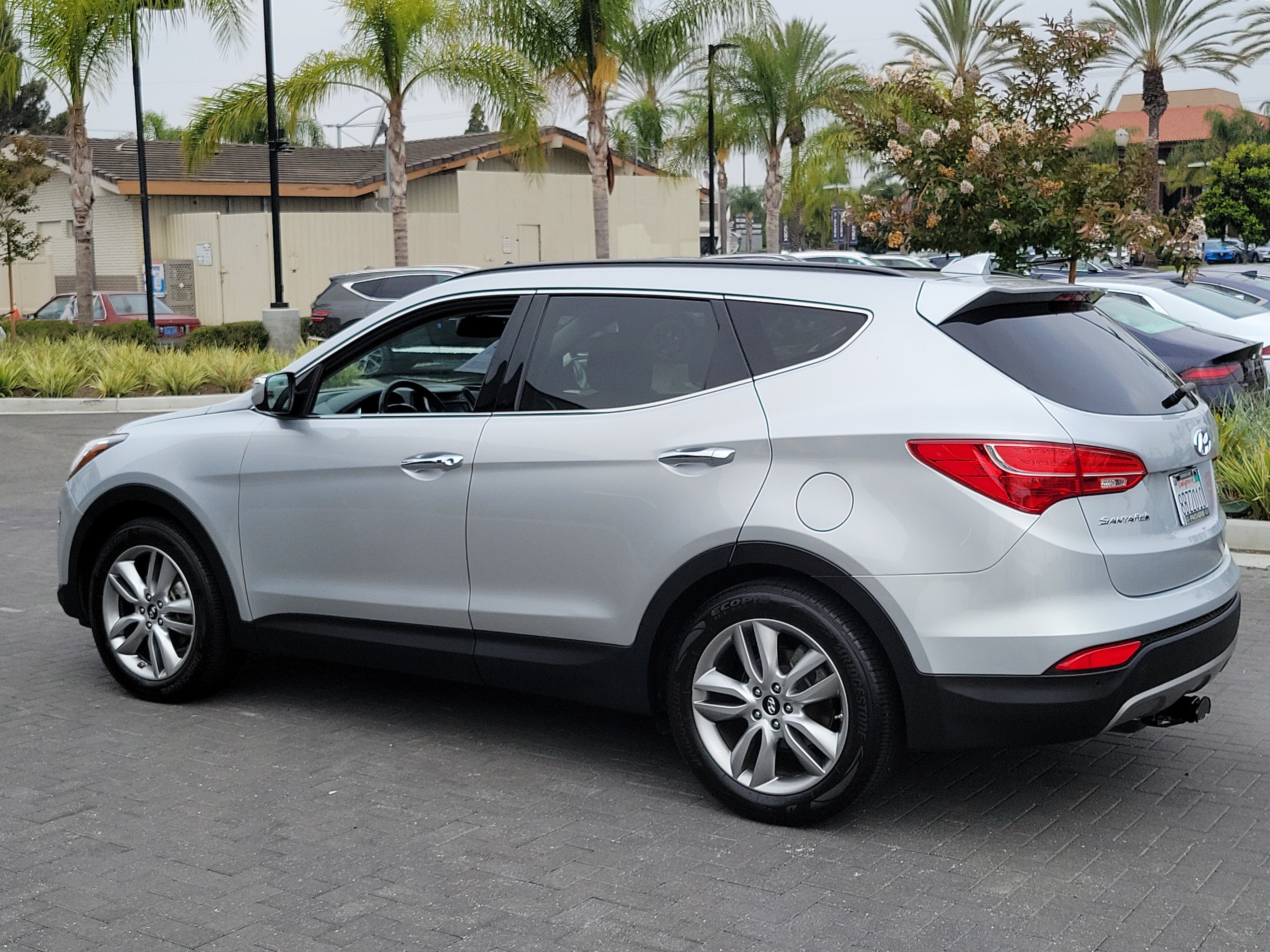 Used 2015 Hyundai Santa Fe Sport 2.0T w/ Option Group 05 FWD image 28