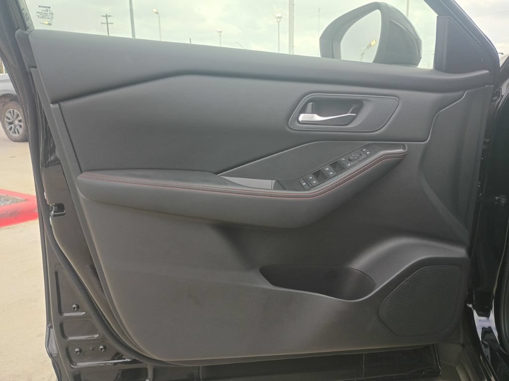 New 2026 Nissan Rogue SV AWD/4WD image 22