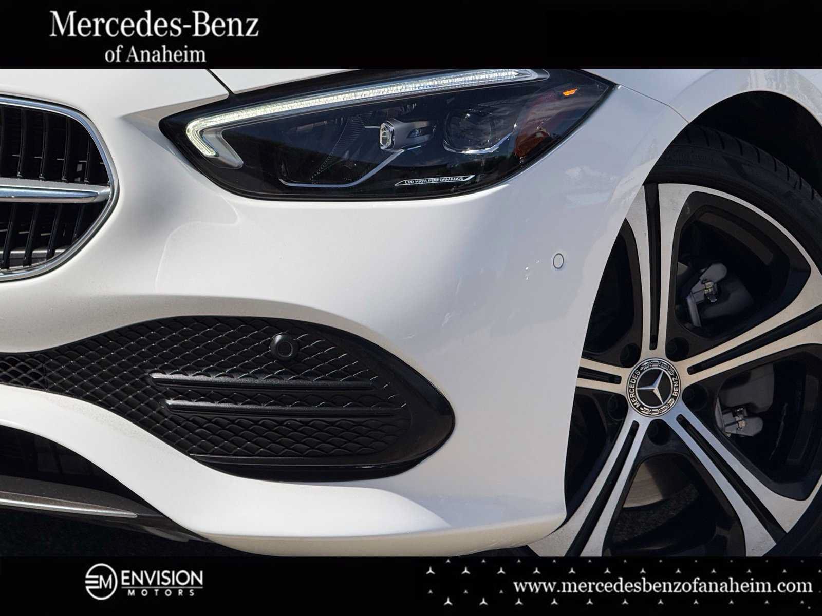 Used 2024 Mercedes-Benz C 300 Sedan image 3