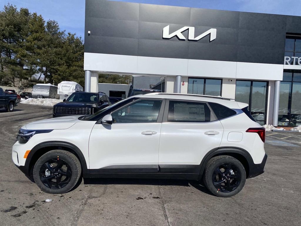 New 2026 Kia Seltos EX w/ EX Sunroof Package AWD/4WD image 2