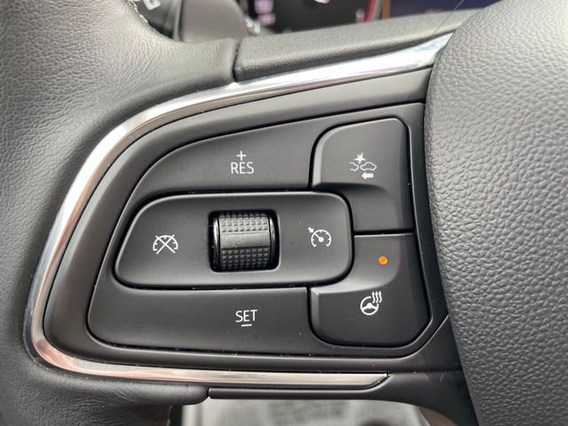 Used 2023 Buick Envision Essence w/ Technology Package I image 19