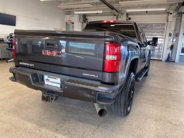 Used 2015 GMC Sierra 2500 Denali w/ Duramax Plus Package AWD/4WD image 5