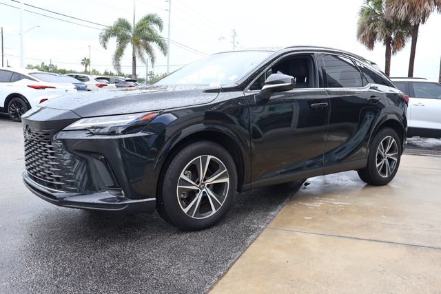 Used 2025 Lexus RX 350 Premium w/ Accessory Package FWD image 4
