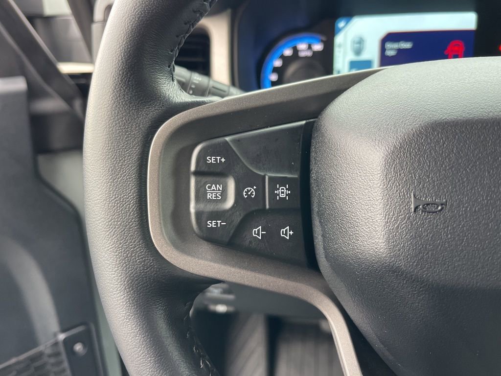 Used 2024 Ford Bronco Outer Banks image 17
