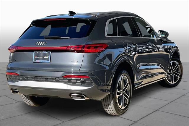 Certified 2025 Audi Q5 Premium w/ Convenience Package AWD/4WD image 12