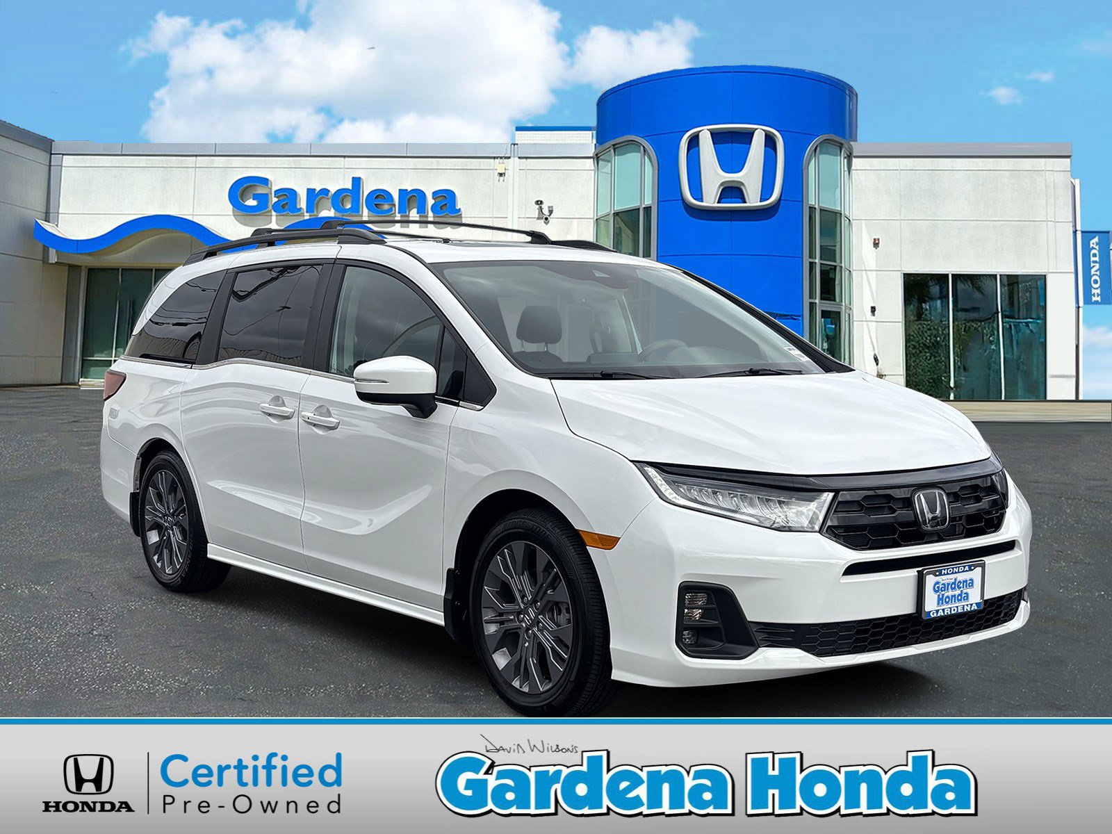 Certified 2026 Honda Odyssey Touring image 1