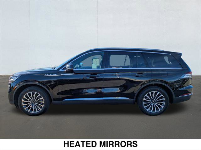 Used 2023 Lincoln Aviator Reserve w/ Equipment Group 201A image 2