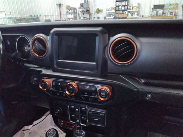 Used 2021 Jeep Gladiator Mojave w/ LED Lighting Group image 21