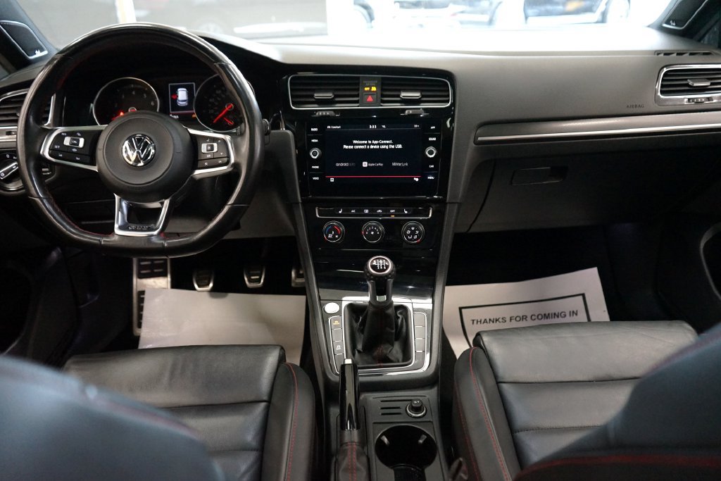Used 2019 Volkswagen GTI SE FWD image 40