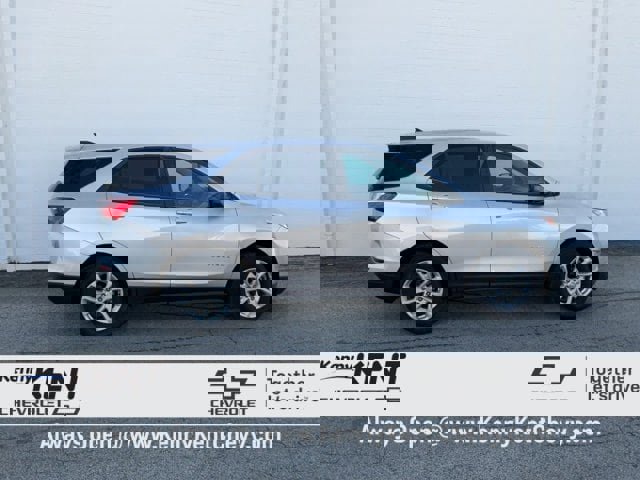 Used 2020 Chevrolet Equinox LS w/ LS Convenience Package image 3