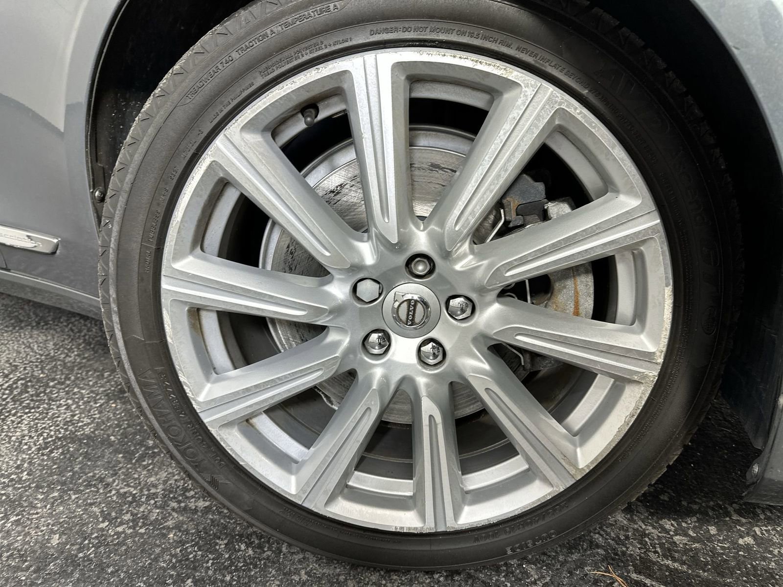 Used 2018 Volvo S90 T6 Inscription image 14