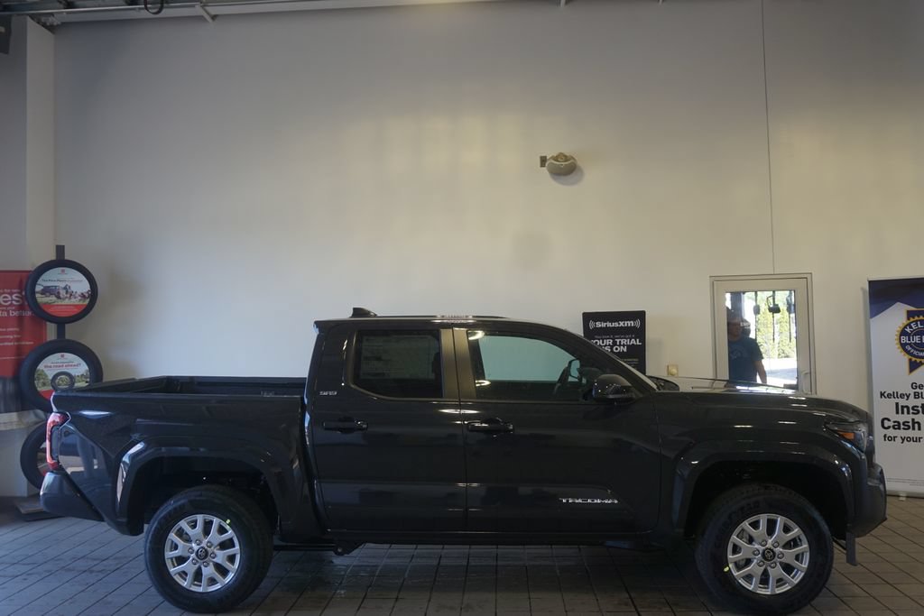 New 2026 Toyota Tacoma SR5 AWD/4WD image 15