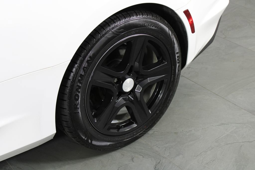 Used 2019 Chevrolet Camaro LT image 12