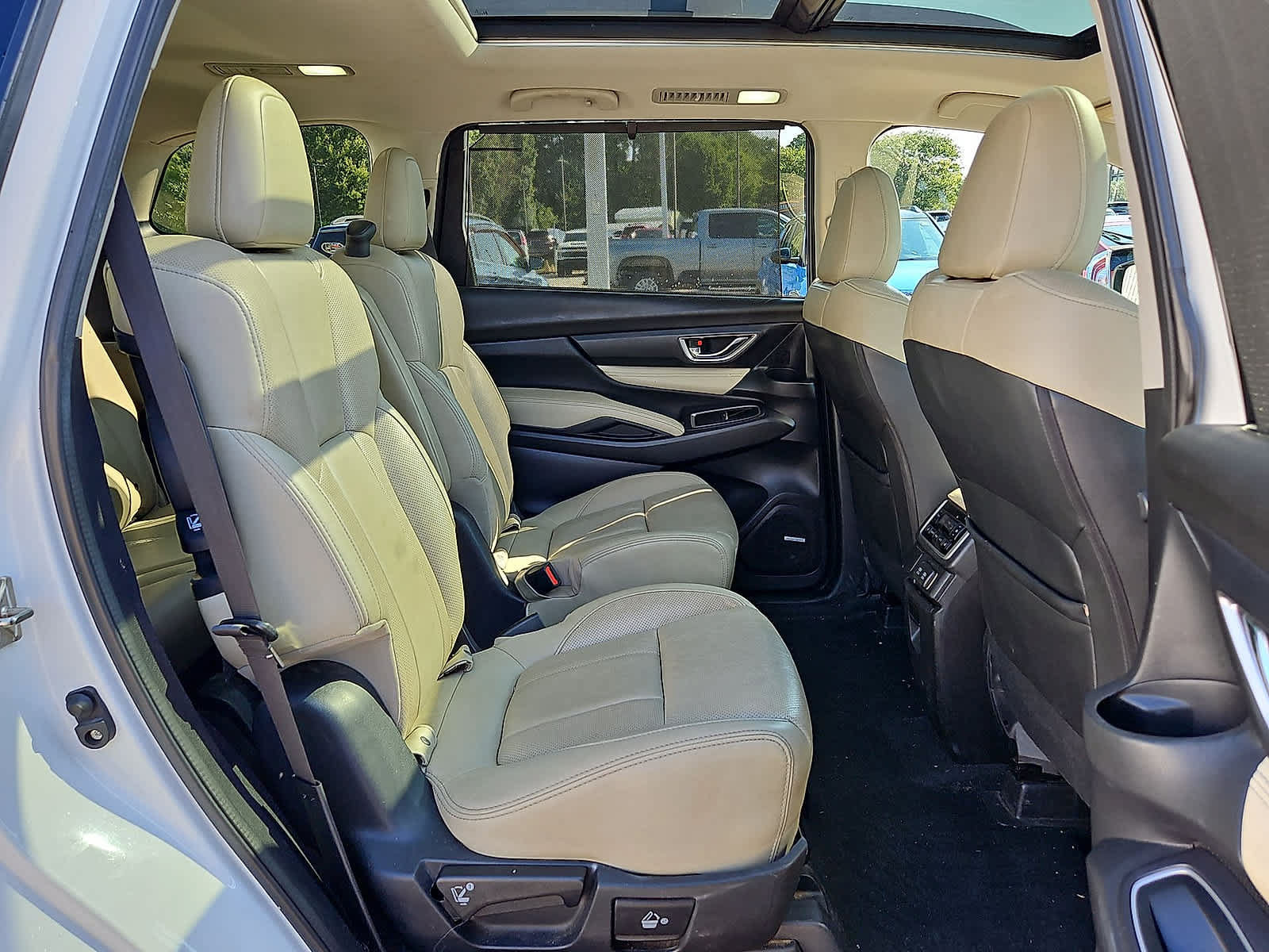 Used 2020 Subaru Ascent Limited w/ Technology Package AWD/4WD image 34