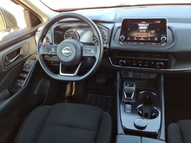 Used 2024 Nissan Rogue S AWD/4WD image 21