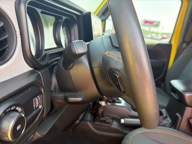 Used 2024 Jeep Wrangler Unlimited AWD/4WD image 31