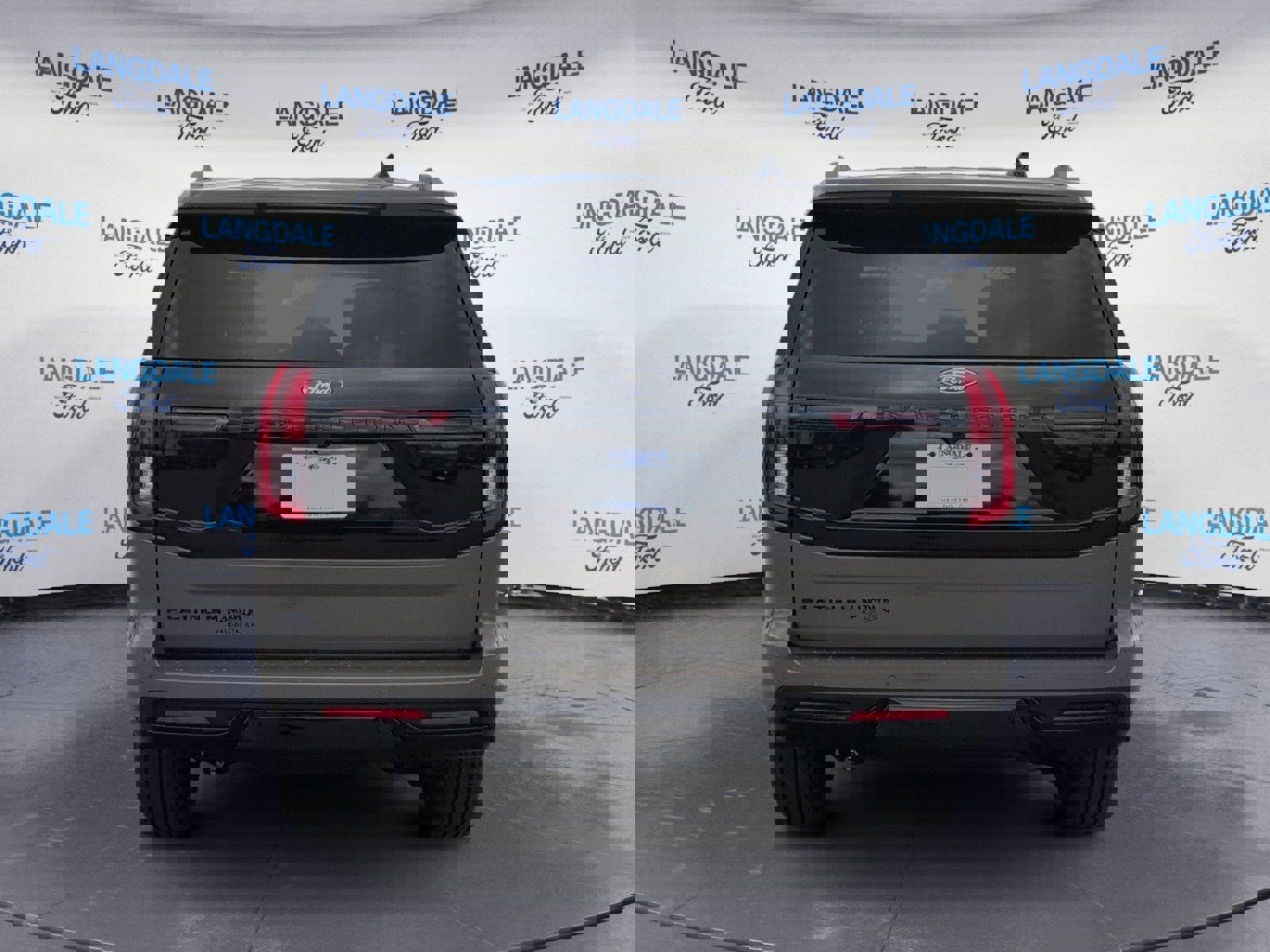 New 2026 Ford Expedition Platinum w/ Stealth Performance Package image 8