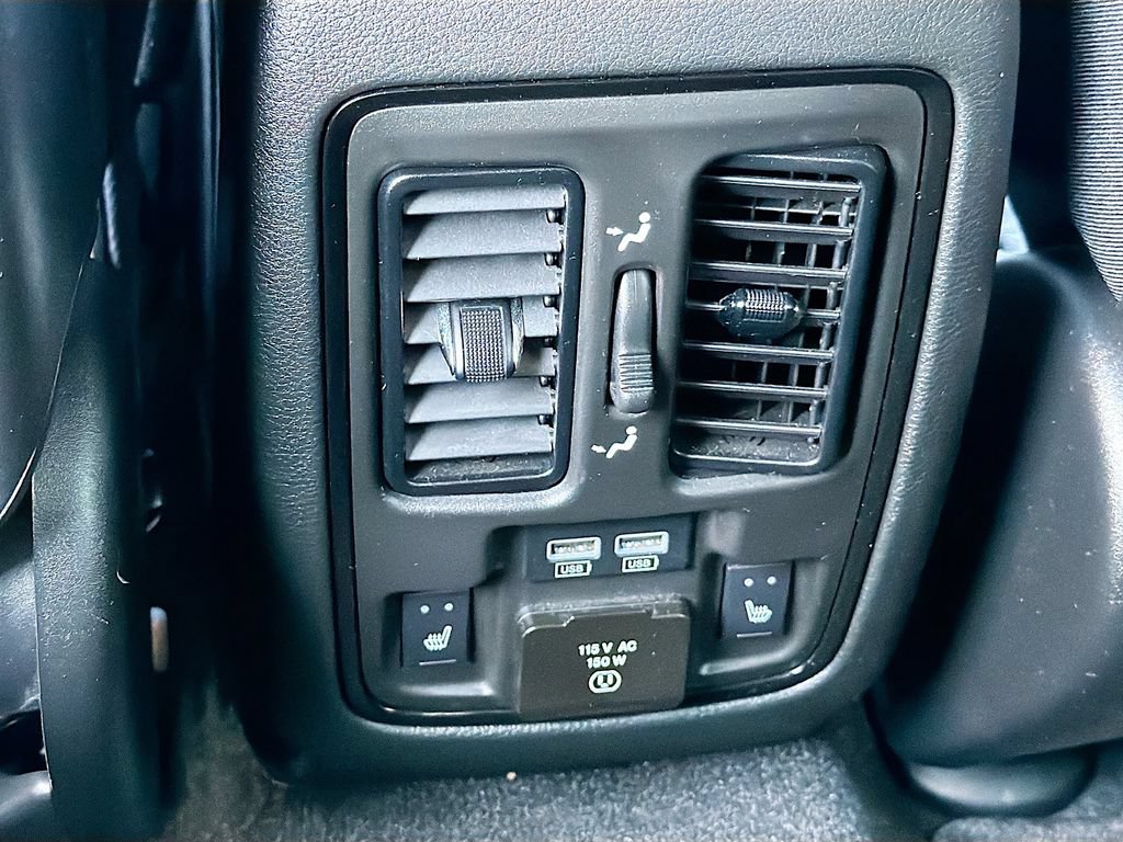 Used 2021 Dodge Durango R/T w/ Blacktop Package AWD/4WD image 35