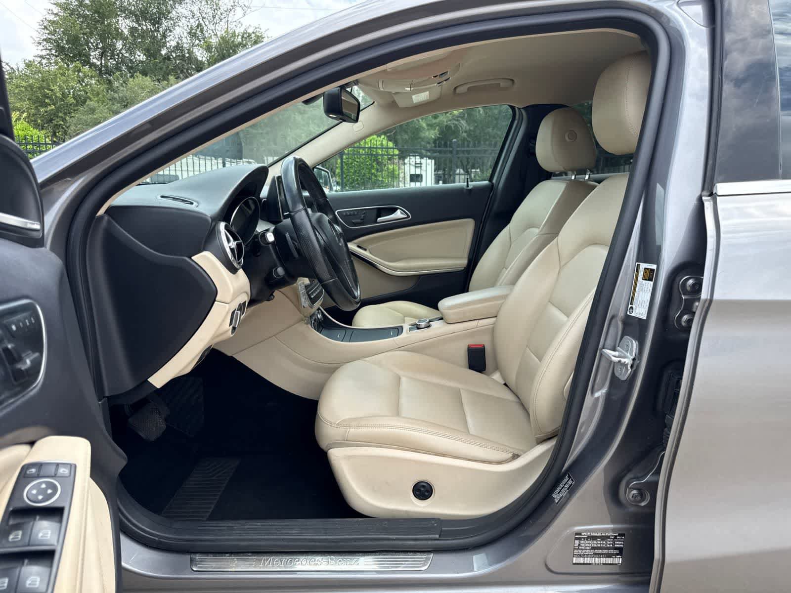 Used 2015 Mercedes-Benz GLA 250 4MATIC image 16