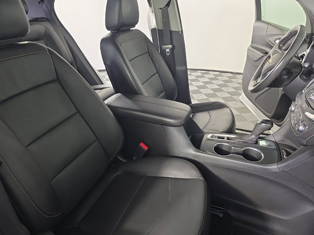 Used 2020 Chevrolet Equinox Premier FWD image 36