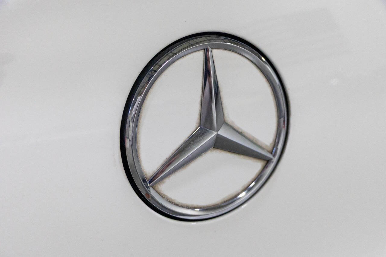 Used 2021 Mercedes-Benz GLC 63 AMG S image 26