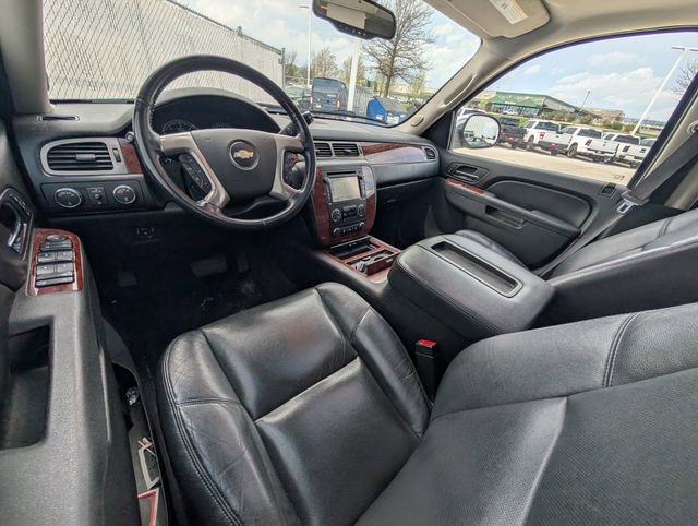 Used 2013 Chevrolet Tahoe LTZ AWD/4WD image 9