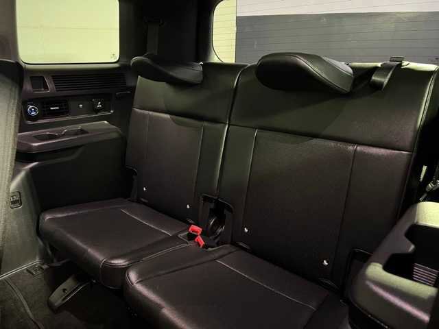 Used 2024 Hyundai Santa Fe Limited image 24