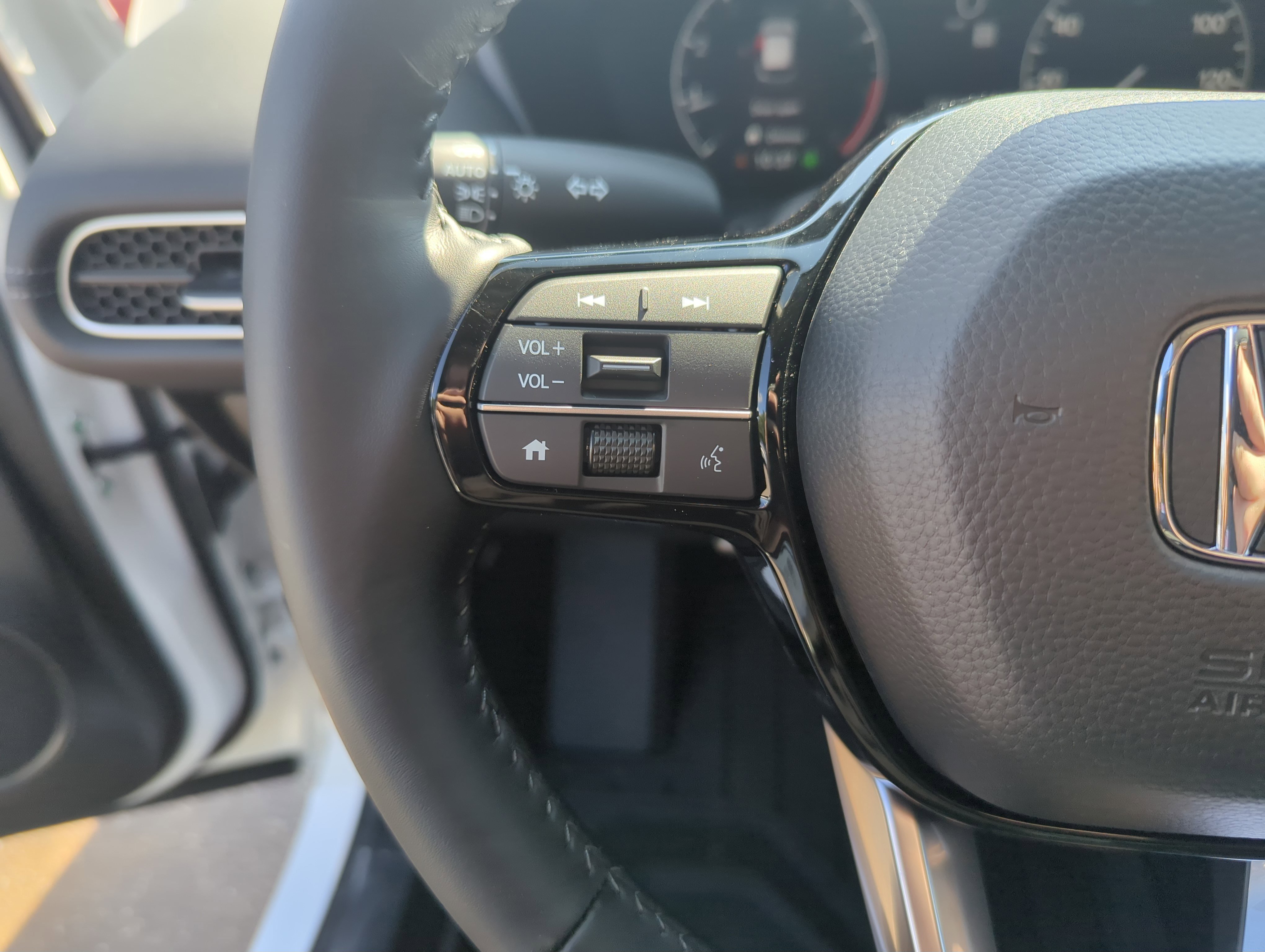 Used 2026 Honda HR-V EX-L image 23