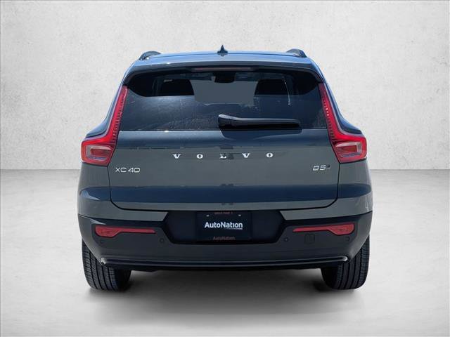 New 2026 Volvo XC40 B5 Core w/ Climate Package AWD/4WD image 7