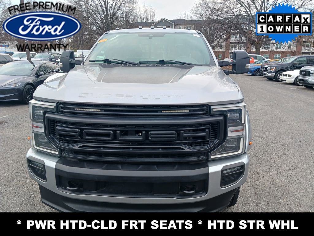 Used 2022 Ford F350 Lariat w/ Black Appearance Package image 9