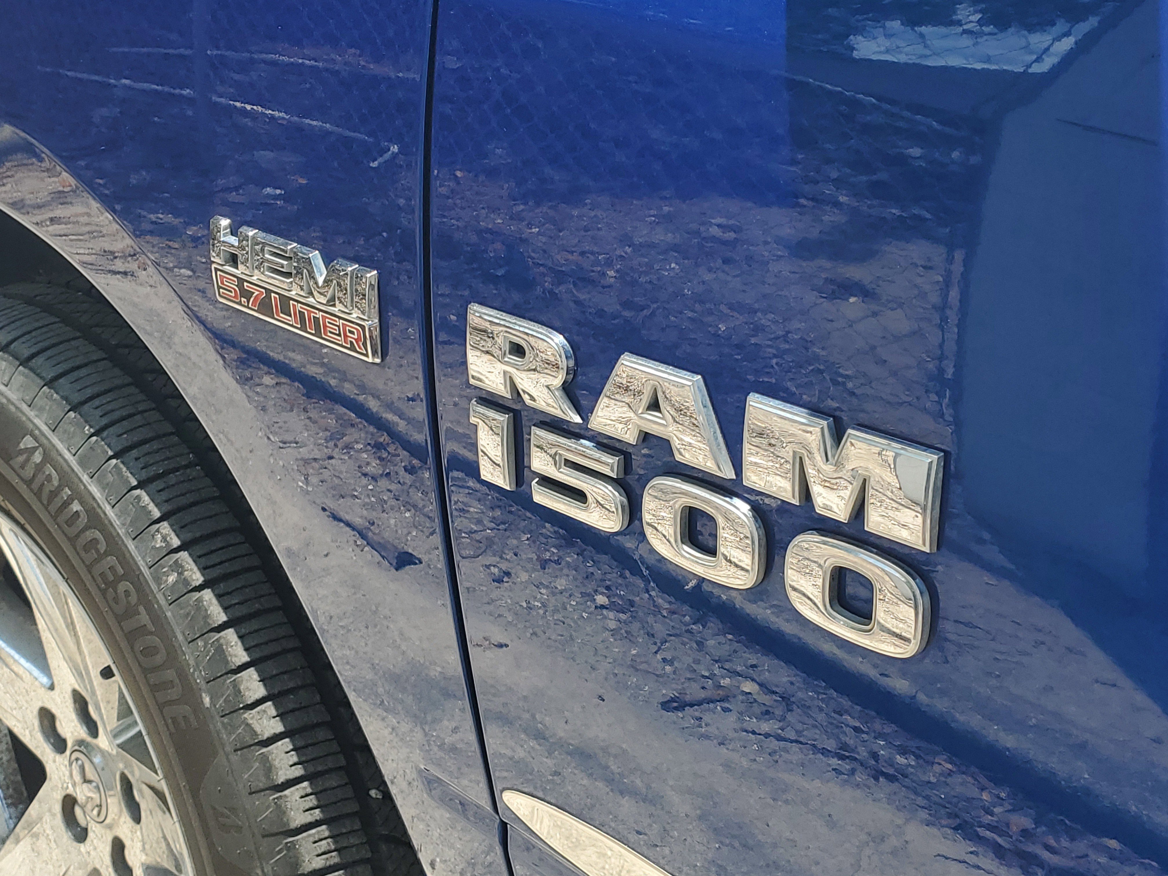 Used 2016 RAM 1500 Express RWD image 10