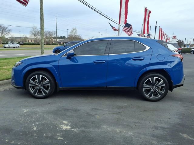 Used 2024 Lexus UX 250h FWD w/ Premium Package image 3