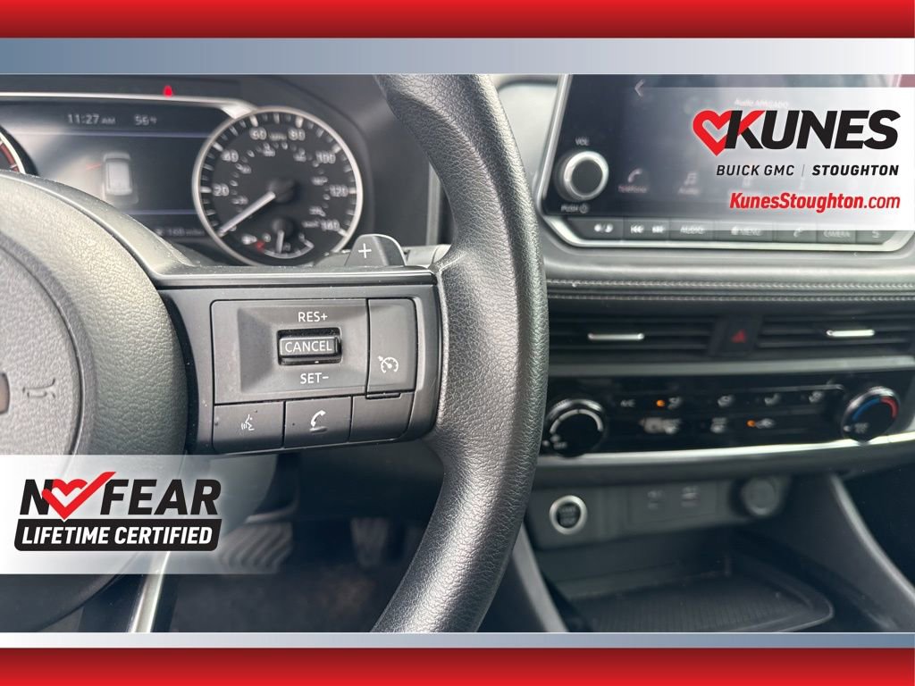 Used 2023 Nissan Rogue S image 28