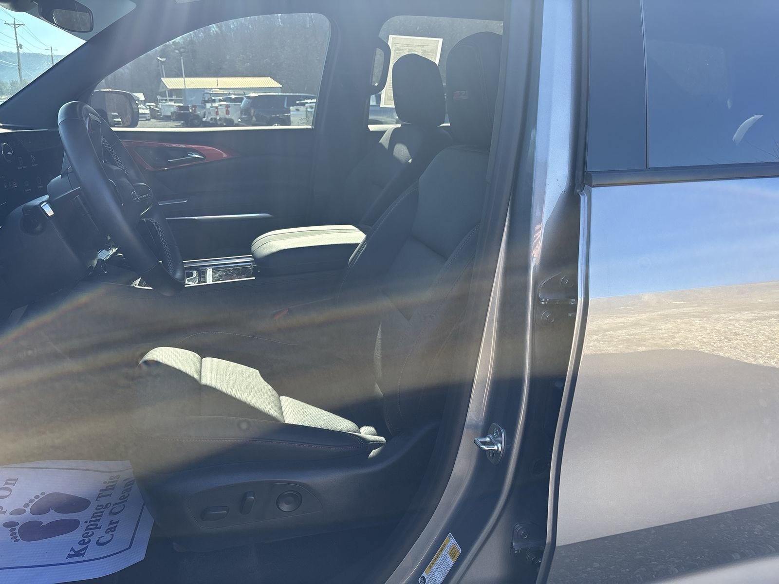 Used 2024 Chevrolet Traverse Z71 image 14