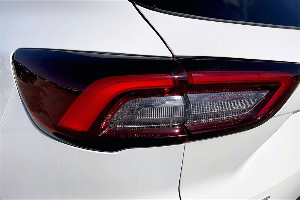 Used 2023 Ford Escape Active image 20