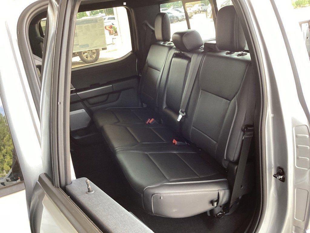 New 2025 Ford F150 Lariat w/ Equipment Group 501A Mid image 37