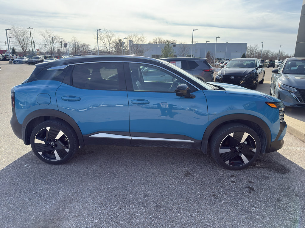 Used 2025 Nissan Kicks SR w/ SR Premium Package image 5