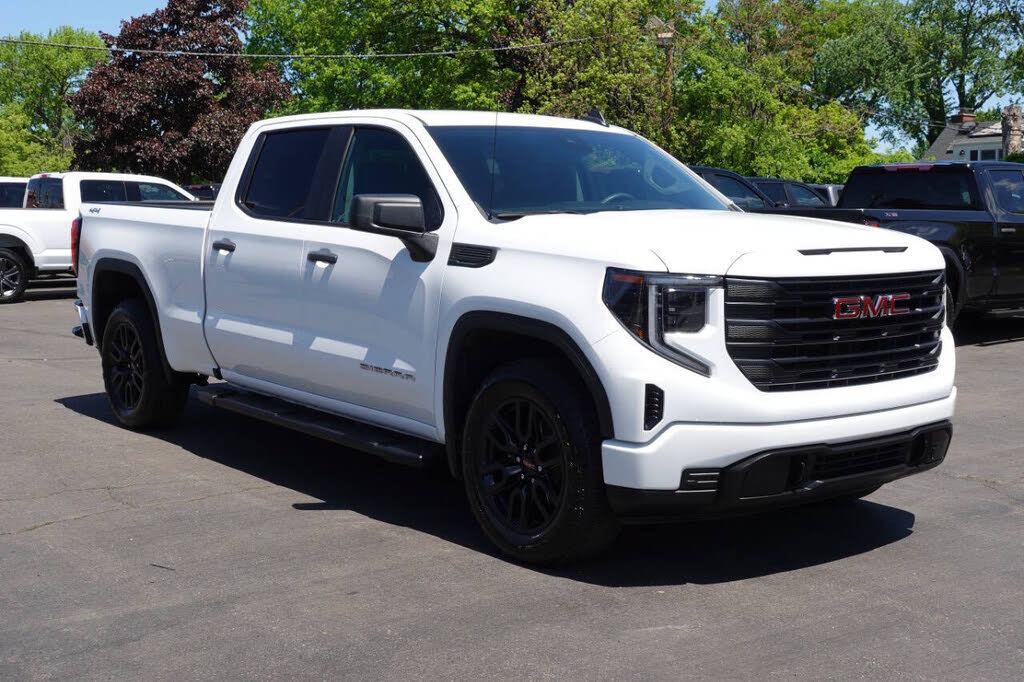 Used 2023 GMC Sierra 1500 Pro w/ Graphite Edition AWD/4WD image 5