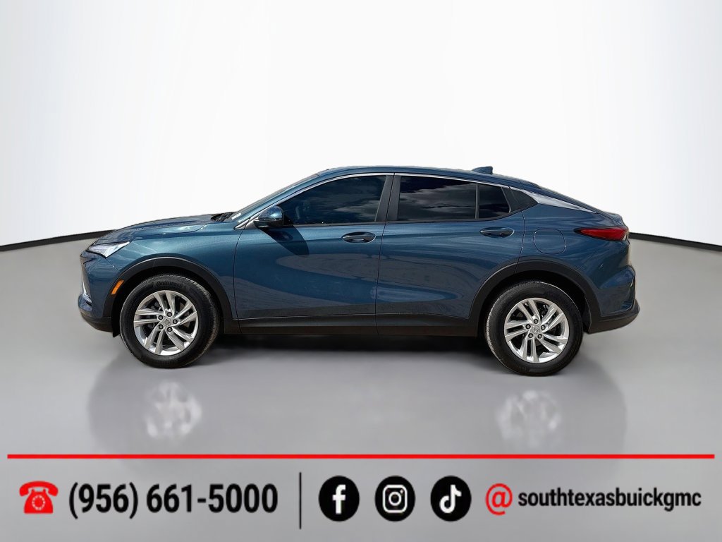 Used 2026 Buick Envista Sport Touring w/ Convenience II Package FWD image 4