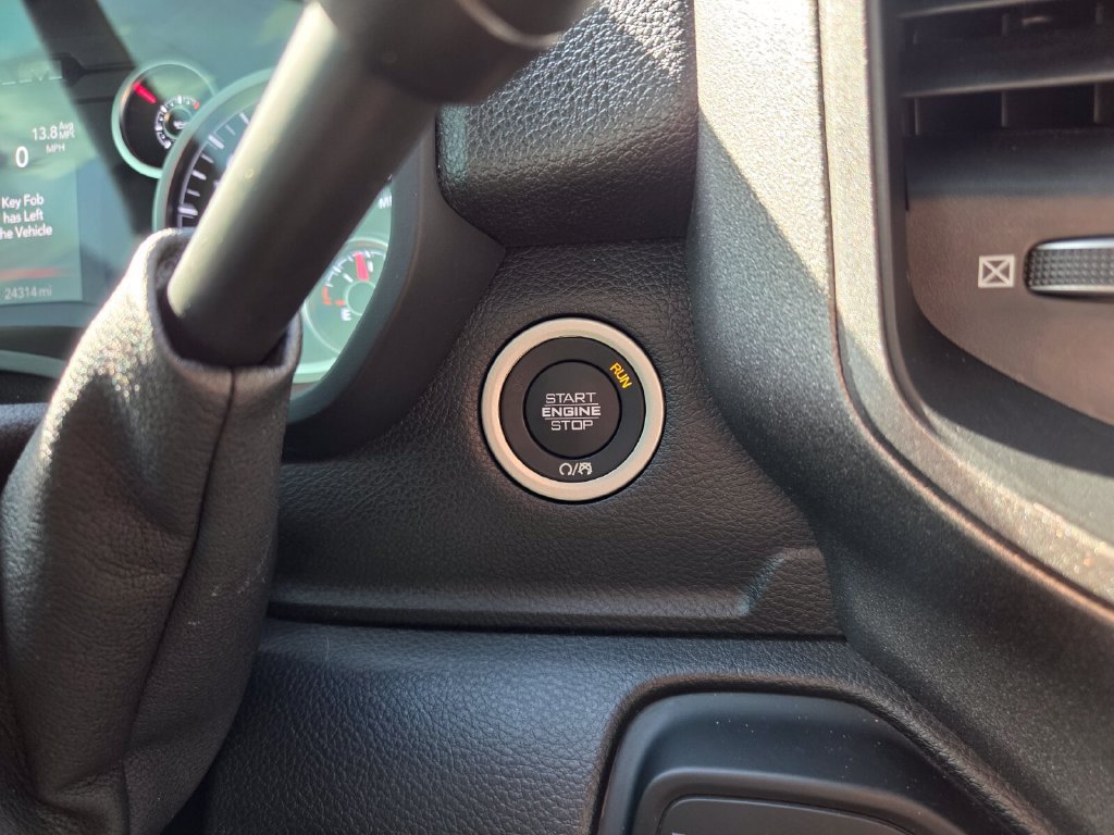 Used 2025 RAM 2500 Tradesman AWD/4WD image 30