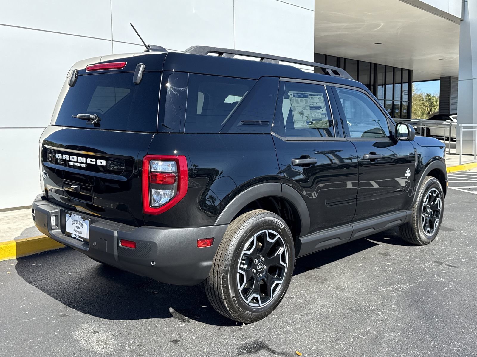 New 2026 Ford Bronco Sport Outer Banks image 4